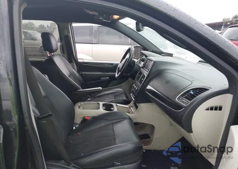 2019 Dodge Grand Caravan Sxt z USA, uszkodzony, nr VIN 2C4RDGCG2KR789032